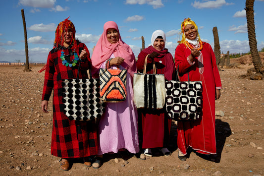 EnShalla turns food bags into chic totes