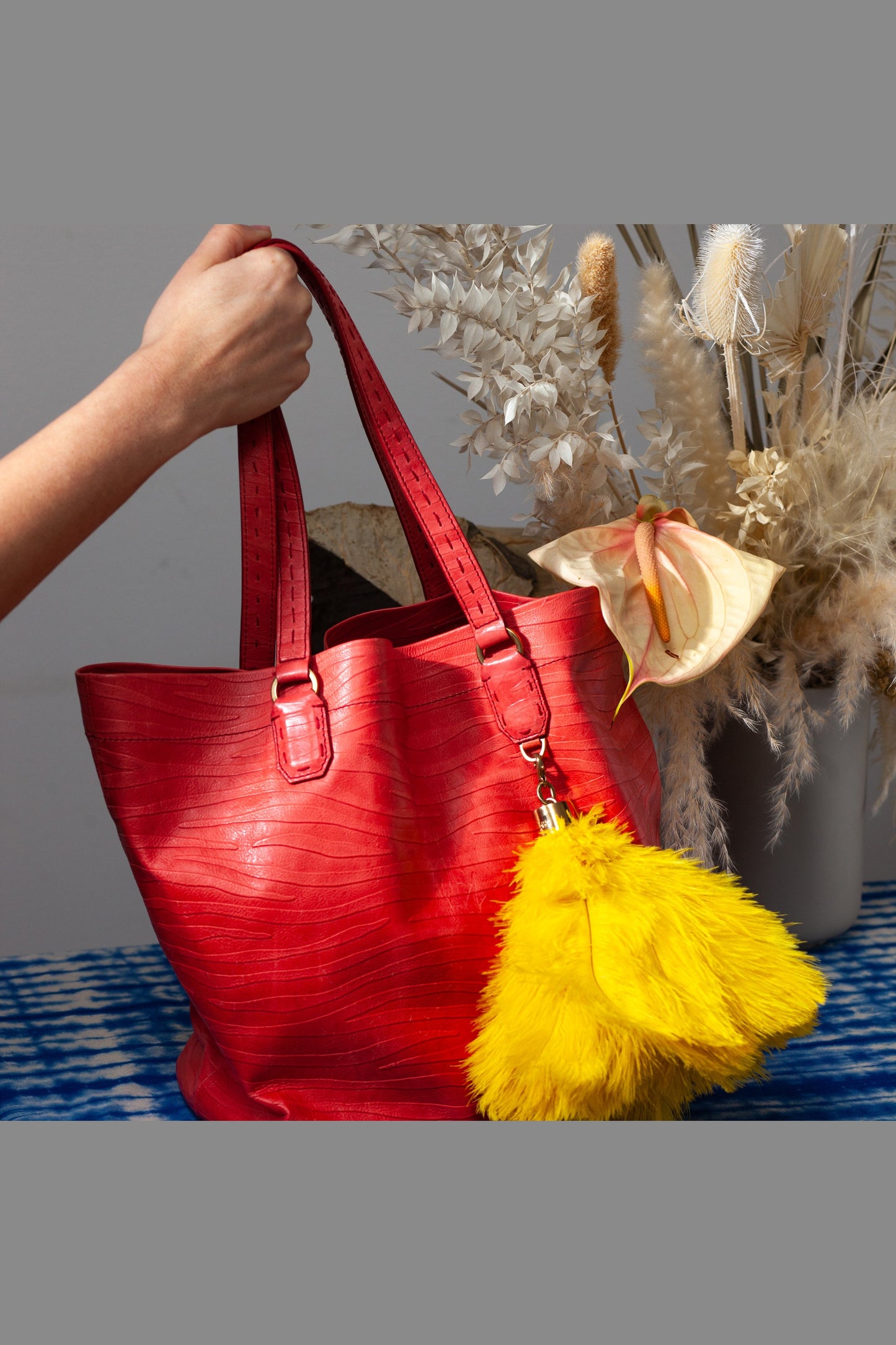 Okapi - clip on feather sun