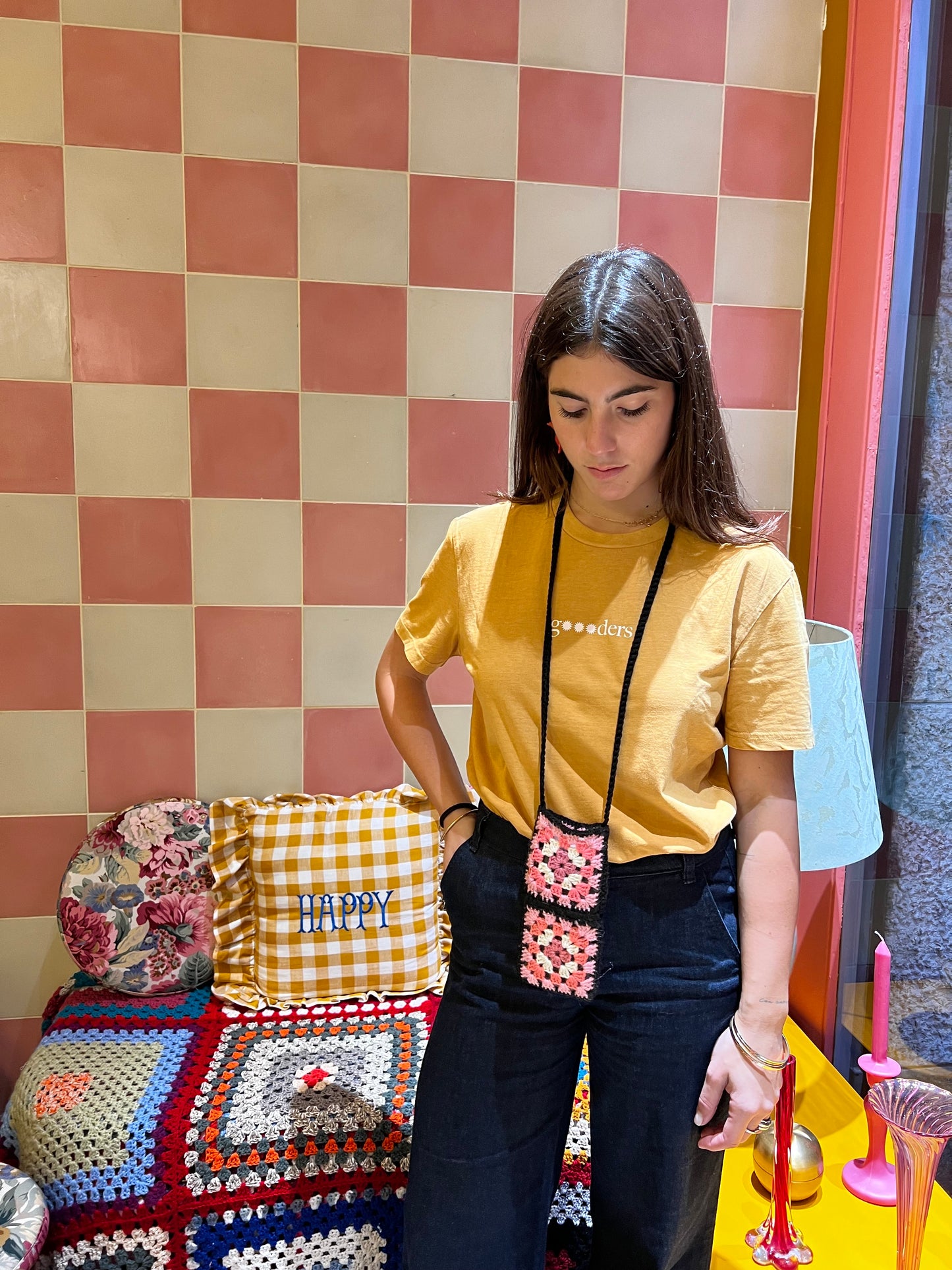 gOOOders X File Crochet Phone Holder